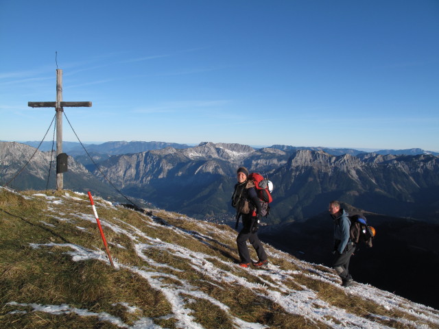 Sonja und Erich auf der Hohen Lins, 2.028 m (16. Okt.)