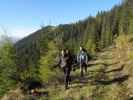 Sonja und Erich auf Weg 681 zwischen Graskogelhütte und Walcherkogel (16. Okt.)