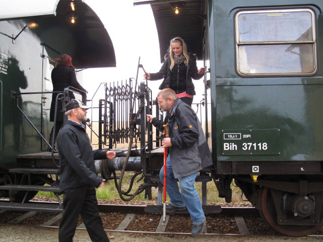 Alfred, Franz und Katharina im Bahnhof Geras-Kottaun, 460 m