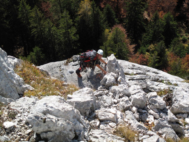 Sommeraustein Südostgrat: Sonja in der vierten Seillänge