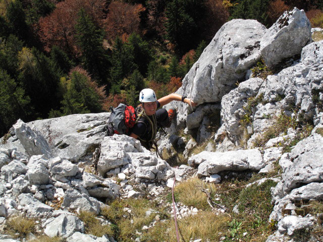 Sommeraustein Südostgrat: Sonja in der vierten Seillänge
