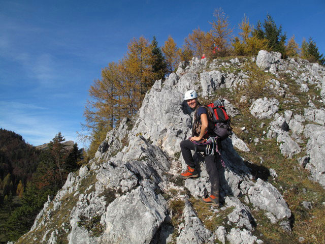 Sommeraustein Südostgrat: Sonja im Ausstieg