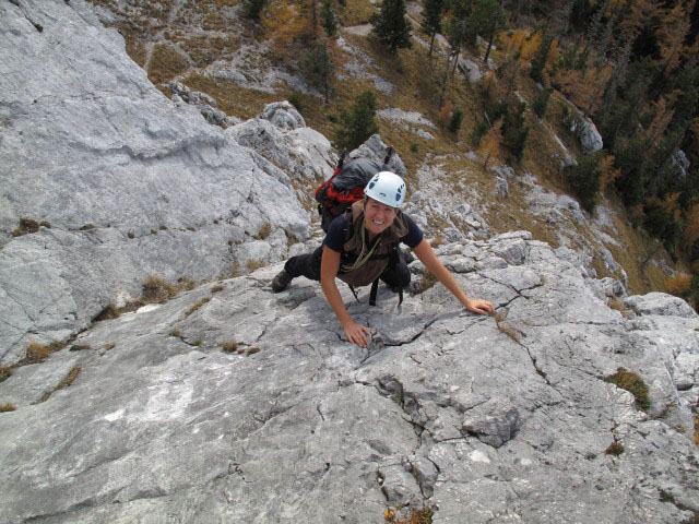 Kleiner Schoberstein Südgrat: Sonja in der zweiten Seillänge