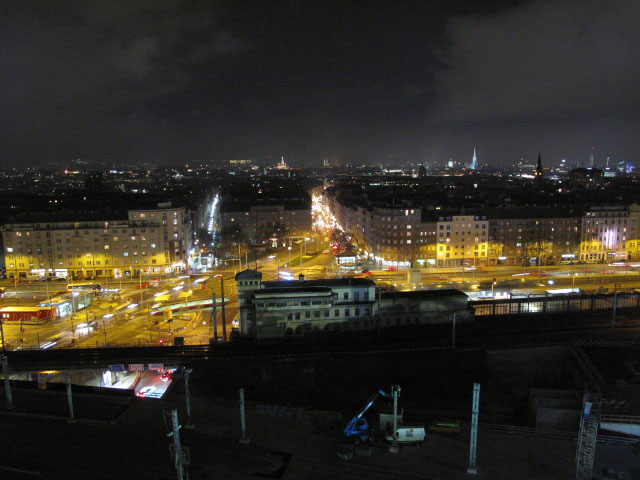 S&uuml;dtiroler Platz vom bahnorama aus