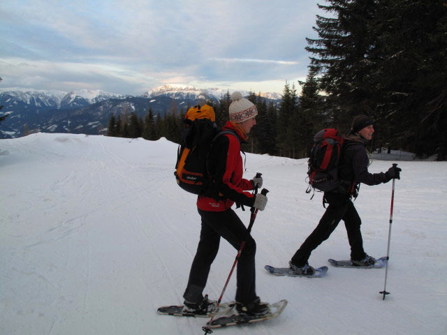 Manuela und Sonja zwischen Ganzalm und Amundsenhöhe (31. Dez.)