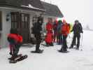 Michael, Marion, Manuela, Stefan, Peter, Claudia, Christina, Gabriela und Sonja beim Roseggerhaus, 1.586 m (1. Jän.)