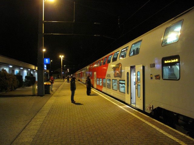 REX 2117 im Bahnhof Gm&uuml;nd, 499 m
