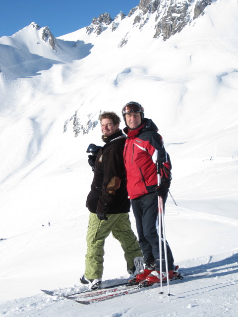 Markus und ich bei der Bergstation der Kapallbahn, 2.328 m (14. J&auml;n.)