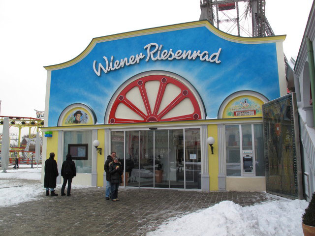 Papa und Mama beim Wiener Riesenrad