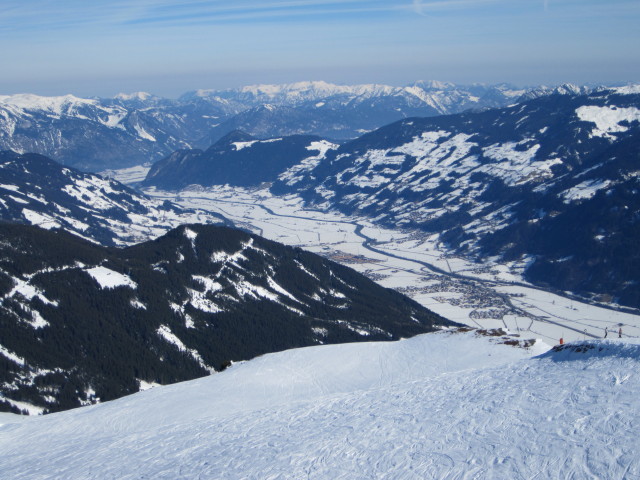 Zillertal von der Bergstation der Neuhüttenbahn aus