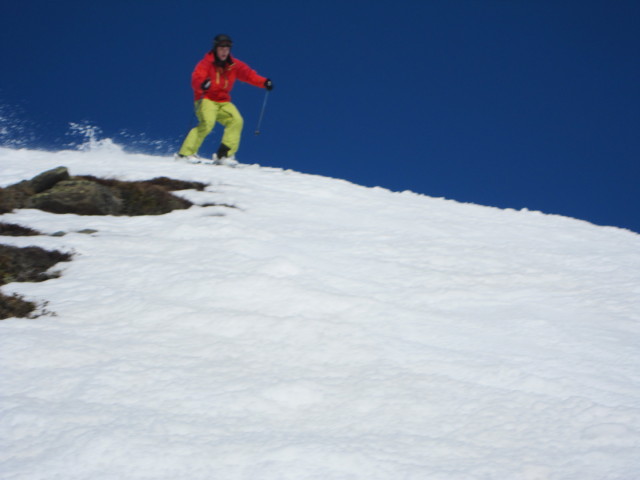 Ronald neben der Piste 16 (16. März)