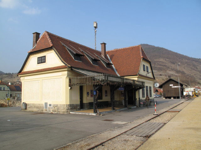 Bahnhof Spitz an der Donau, 205 m