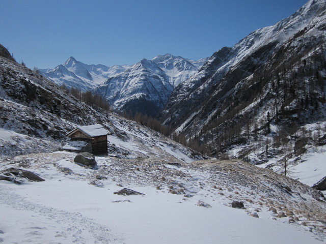 Ochsnerhütte, 1.948 m (1. Apr.)