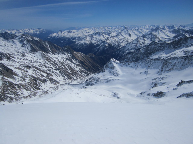 von der Westlichen Simonyspitze Richtung S&uuml;dosten (2. Apr.)