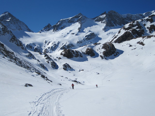 Christoph und Gudrun zwischen Simonysee und Essener-Rostocker-H&uuml;tte (2. Apr.)