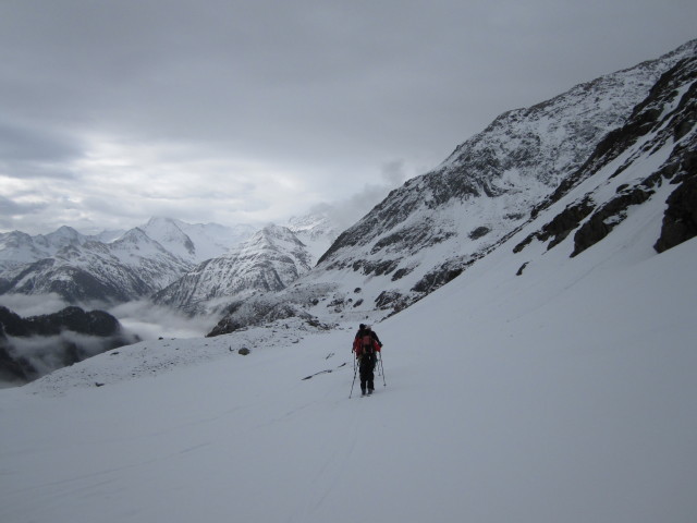 Michaela, Gudrun und Siegbert auf der Alm (6. Apr.)