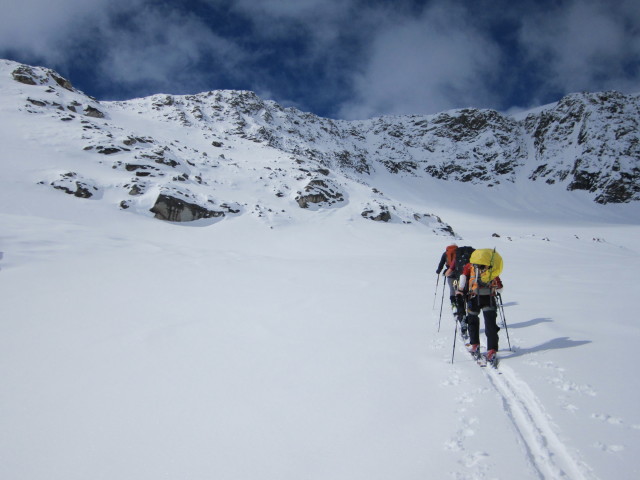 Siegbert, Gudrun und Christoph am N&ouml;rdlichen Malhamkees (6. Apr.)