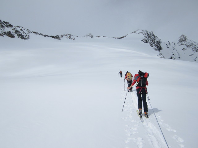 Siegbert, Klaus, Christoph und Michaela am S&uuml;dlichen Malhamkees (6. Apr.)