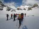 Gerwalt, Christoph, Klaus, Michaela, Norbert und Siegbert zwischen Essener-Rostocker-Hütte und Simonysee (4. Apr.)