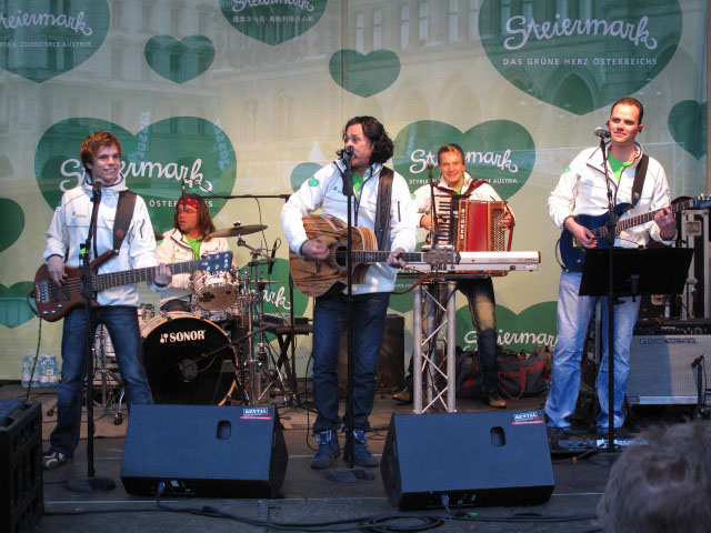 Steirerbluat am Rathausplatz (12. Apr.)