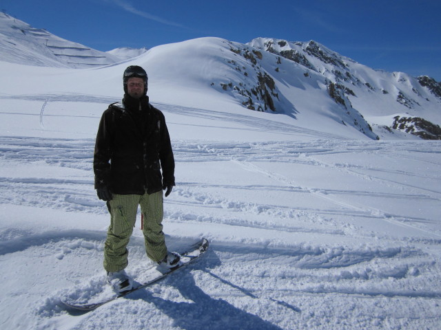 Markus neben der Piste 22 (17. Apr.)