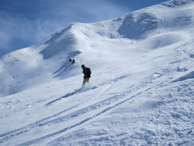 Markus zwischen Piste 32 und Piste 35 (19. Apr.)