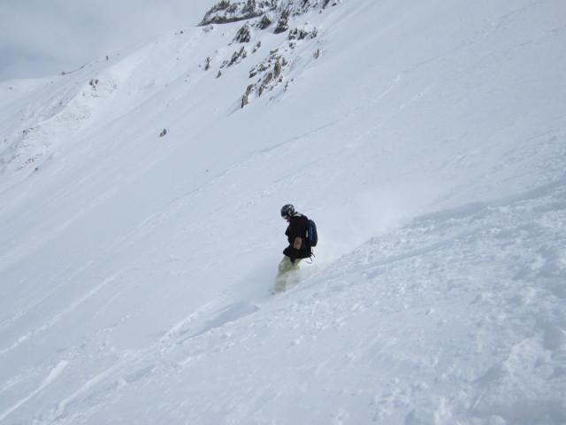 Markus neben der Piste 35 (19. Apr.)