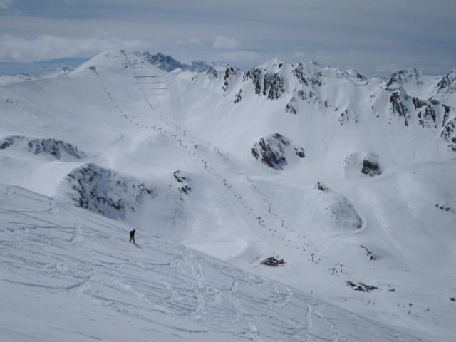 Markus zwischen der Piste 14a und 14b (21. Apr.)