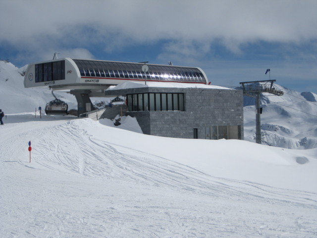 Bergstation der Gratbahn, 2.625 m (22. Apr.)