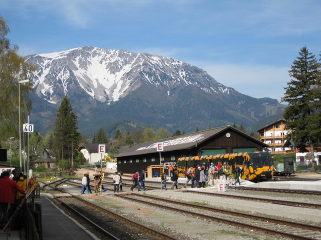 R 5 im Bahnhof Puchberg am Schneeberg, 577 m