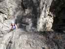 ÖTK-Klettersteig: Barbara zwischen zweiter und dritter Seilbrücke