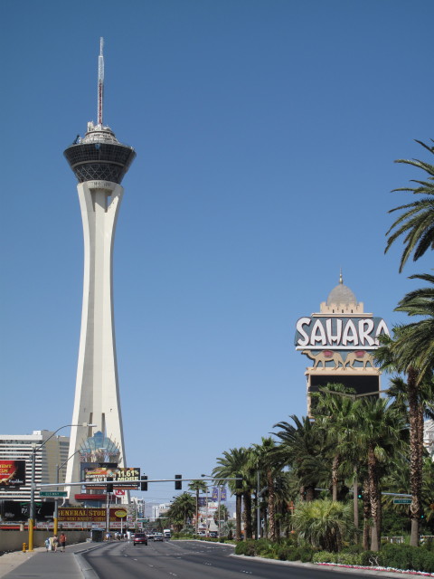 Stratosphere Tower Hotel und ehemaliges Sahara Hotel (6. Mai)