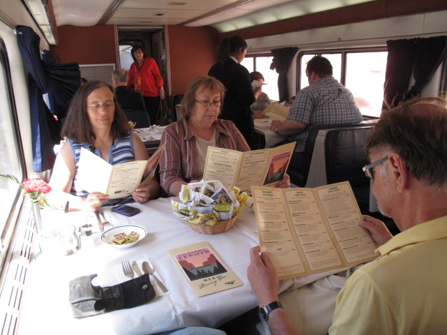 Papa im Dining Car zwischen Granby und Glenwood Springs