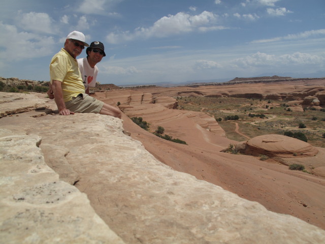 Papa und ich am Hidden Canyon Overlook (11. Mai)