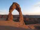 Papa und ich beim Delicate Arch im Arches National Park, 1.474 m (13. Mai)