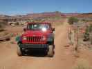 Papa am Beginn des White Rim Jeep Trail im Canyonlands National Park (15. Mai)