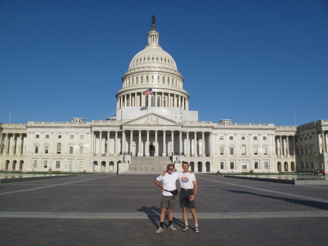 Papa und ich beim US Capitol (20. Mai)