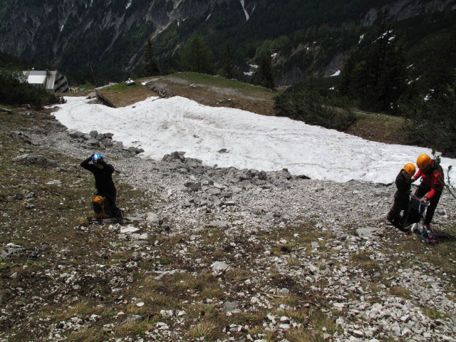 Irene, Philipp und Roland bei den Übungsklettersteigen Prielschutzhaus (27. Mai)