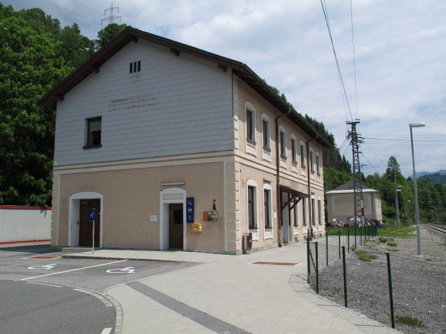 Bahnhof Taxenbach-Rauris, 718 m