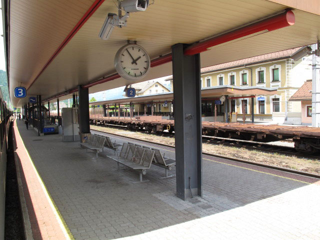 Bahnhof St. Johann im Pongau, 565 m