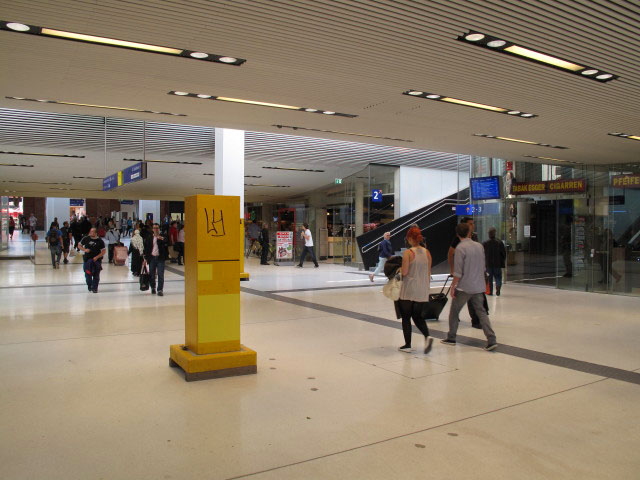 Hauptbahnhof Salzburg, 426 m