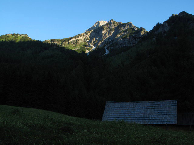 Pfarrmauer von Rotleiten aus (16. Juni)
