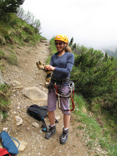 Wasserfall-Klettersteig: Kathrin bei der Abzweigung vom Drischlsteig