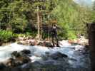 Stuibenfall-Klettersteig: Kathrin auf der Einstiegs-Seilbrücke