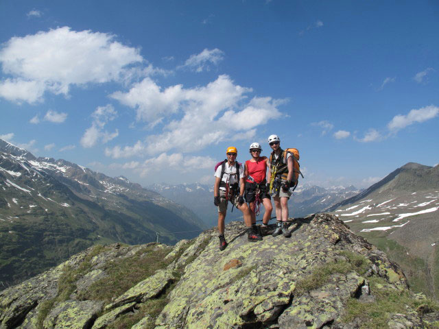 Schwärzenkamm-Klettersteig: Ich, Gudrun und Christoph beim Ausstieg (30. Juni)