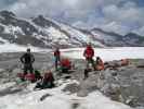 ?, ?, Viola, Christoph und Gudrun auf Weg 922 zwischen Gurgler Ferner und Hochwildehaus (1. Juli)