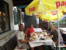 Ich, Gudrun und Christoph im Wirtshaus am Platzl in Obergurgl (1. Juli)