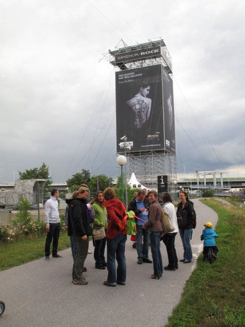 ?, Marlies, Marion, Petra, Manuela, Andreas, Christina, Irene und Carmen beim Spider Rock Wien