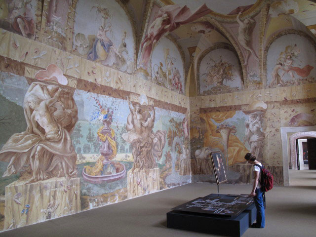 Carmen in der Sala terrena