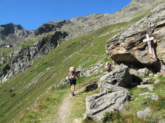 Christoph und Gudrun auf Weg 134 zwischen Gr&uuml;blalm und N&uuml;rnberger H&uuml;tte (17. Aug.)
